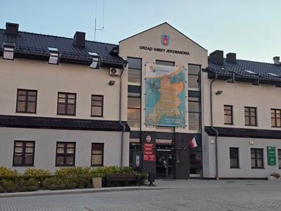 Urząd Gminy w Jerzmanowej